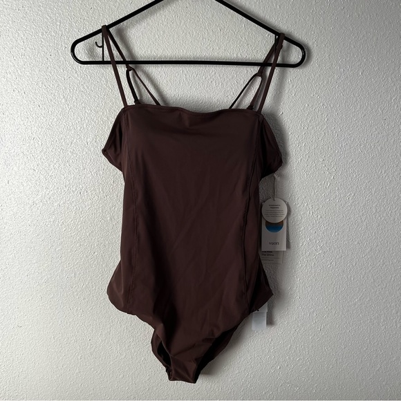 NWT Vuori Dune One Piece in Chocolate - Large - Picture 3 of 8